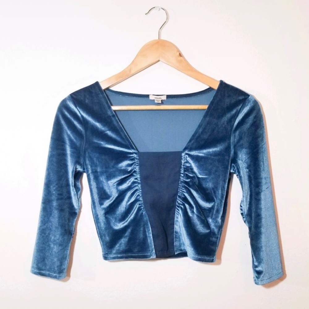 Ecote blue velvet crop top